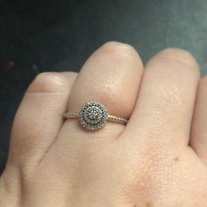 PANDORA Radiant Elegance Ring